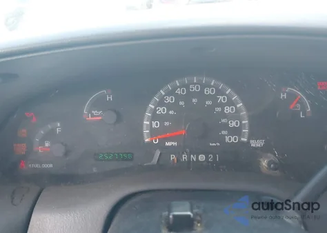 2004 Ford F-150 Heritage Xl/Xlt z USA, uszkodzony, nr VIN 2FTRF17W94CA68706